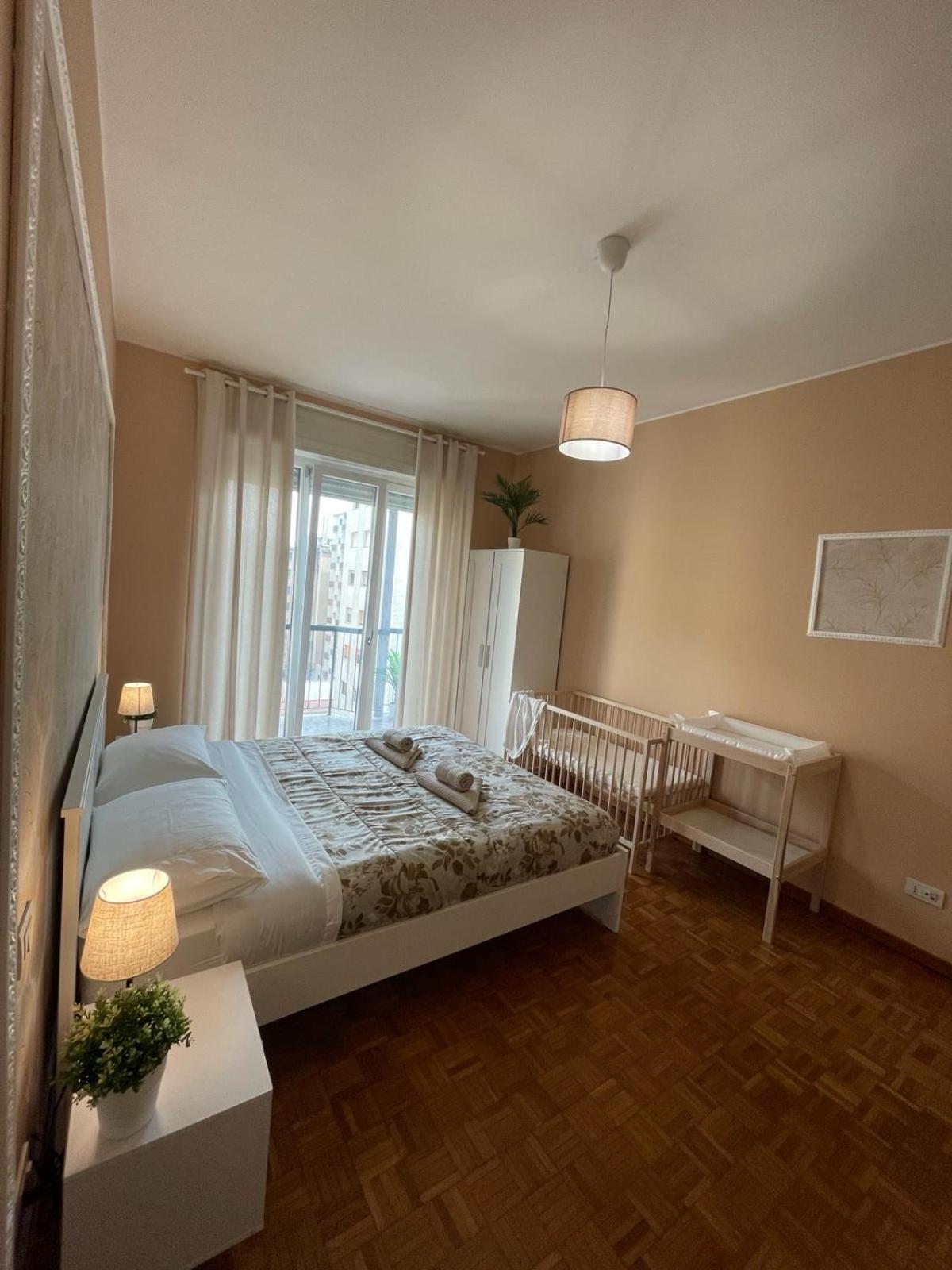 Home In Town - Citta' Studi Apartment Милан Экстерьер фото